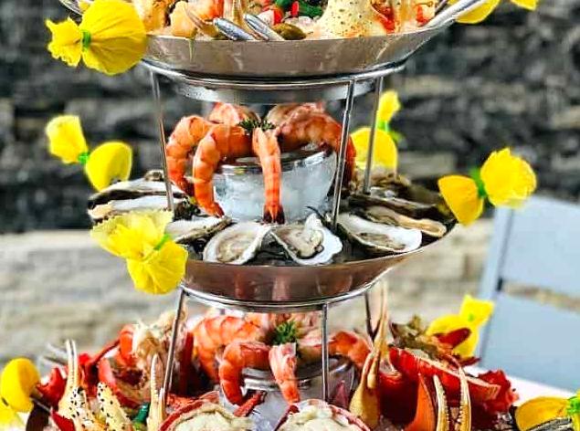 Seafood Discovery Tour: Tasting Fresh Local Catches