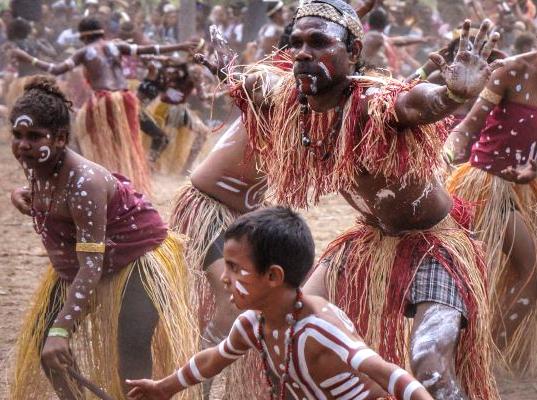Experiencing Aboriginal Culture through Traditional Fishing Trips